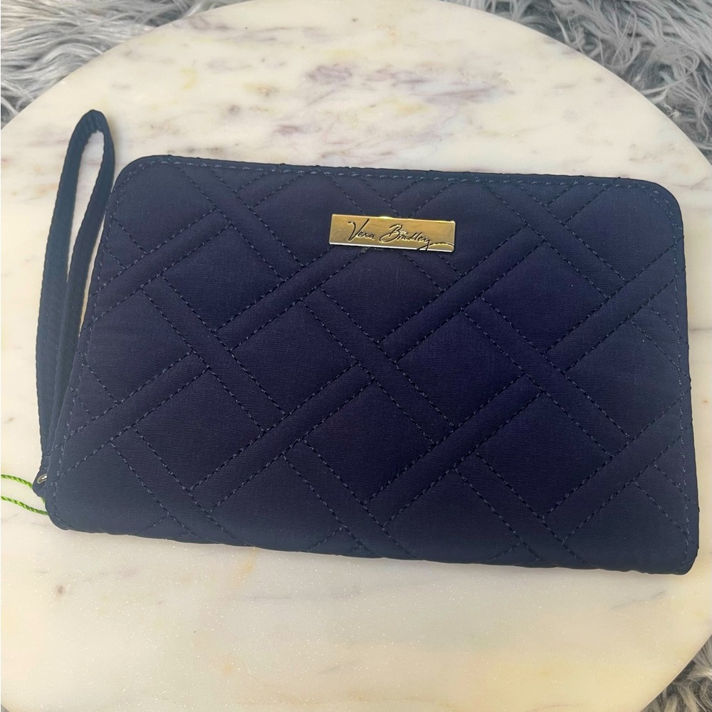 NWOT Vera Bradley Navy Quilted Women's Clutch